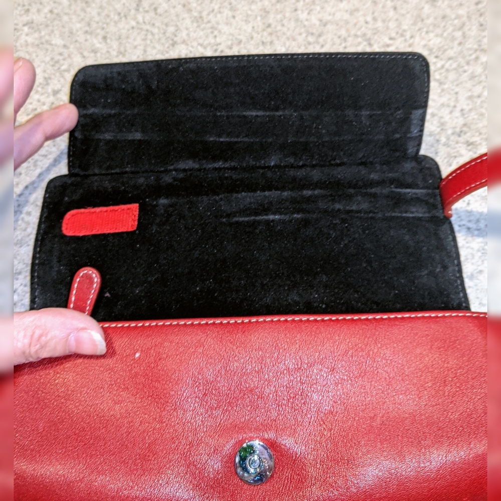 Used Milo Paoli Red Leather Wallet/Organizer - Picture 5 of 8